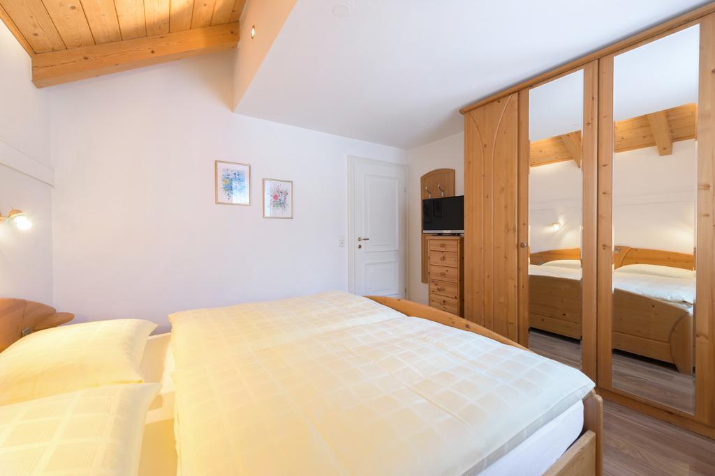 Haus Meneweger Daire Flachau Dış mekan fotoğraf