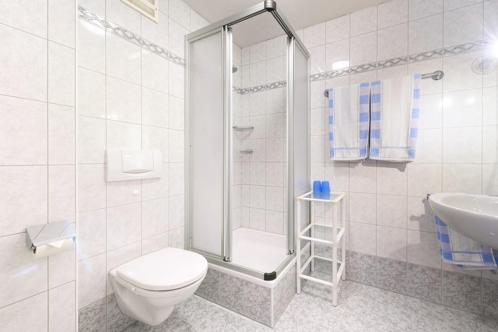 Haus Meneweger Daire Flachau Dış mekan fotoğraf