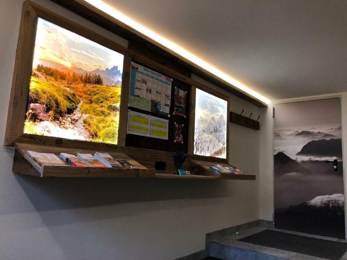 Haus Meneweger Daire Flachau Dış mekan fotoğraf